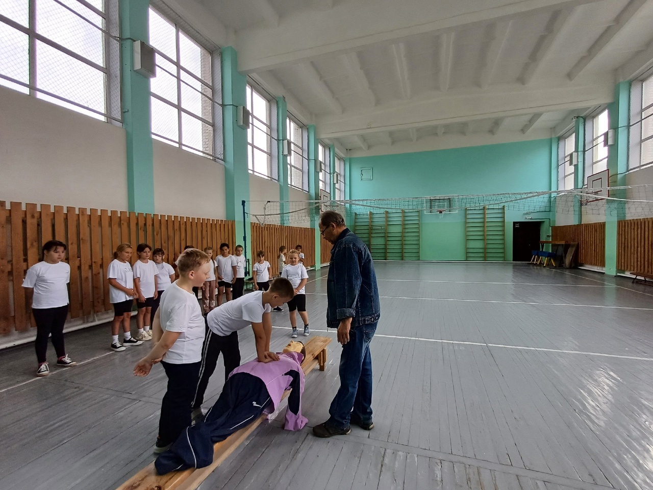 В нашей школе прошёл Единый урок по оказанию первой помощи.